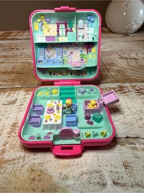 Polly Pocket party time surprise keepsake vintage 1989